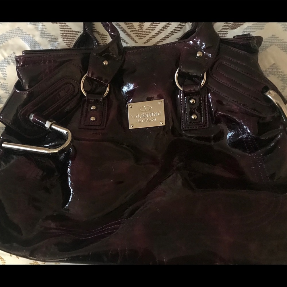 Beautiful No Name Patent Leather Bag